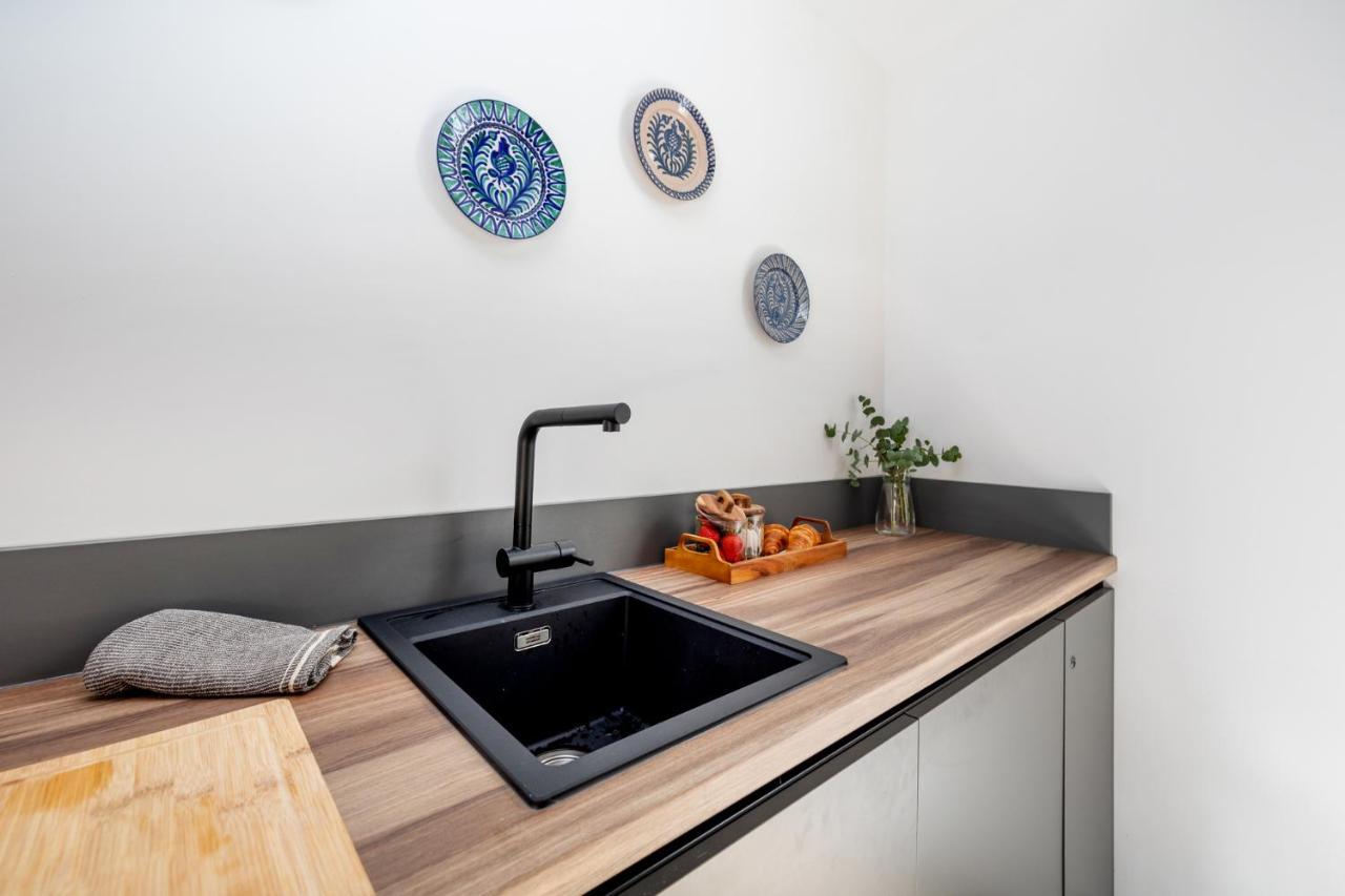 Apartamentos Realejo - Diseno, Confort Y Encanto En El Centro Historico De Гранада Экстерьер фото